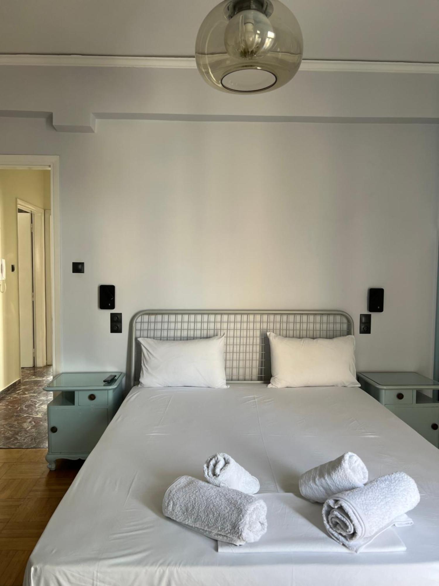 Happy Place! Big, Bright & Central - Ideal For Families And Groups Of Friends Patras Exteriör bild